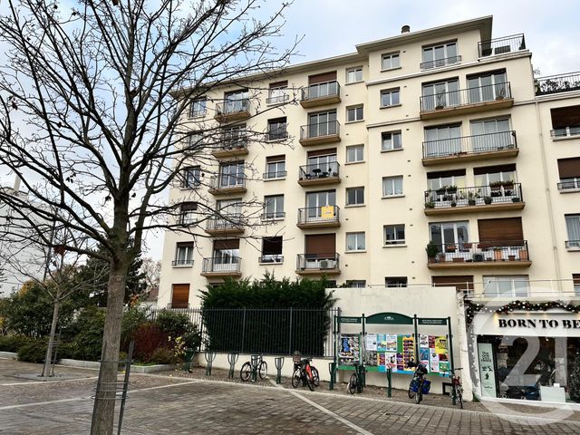 Appartement F2 à vendre - 2 pièces - 41.55 m2 - RUEIL MALMAISON - 92 - ILE-DE-FRANCE - Century 21 Beauharnais